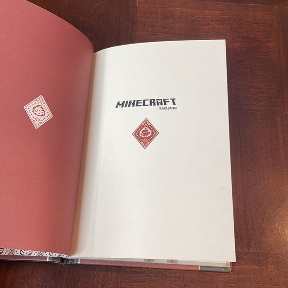 Mojang Minecraft Redstone Handbook Book - Picture 2 of 9